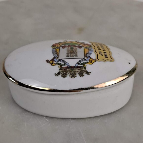 White Porcelain Trinket Box Hand Painted "Gastiez" Lions and Crown Made in Spain - Picture 7 of 12